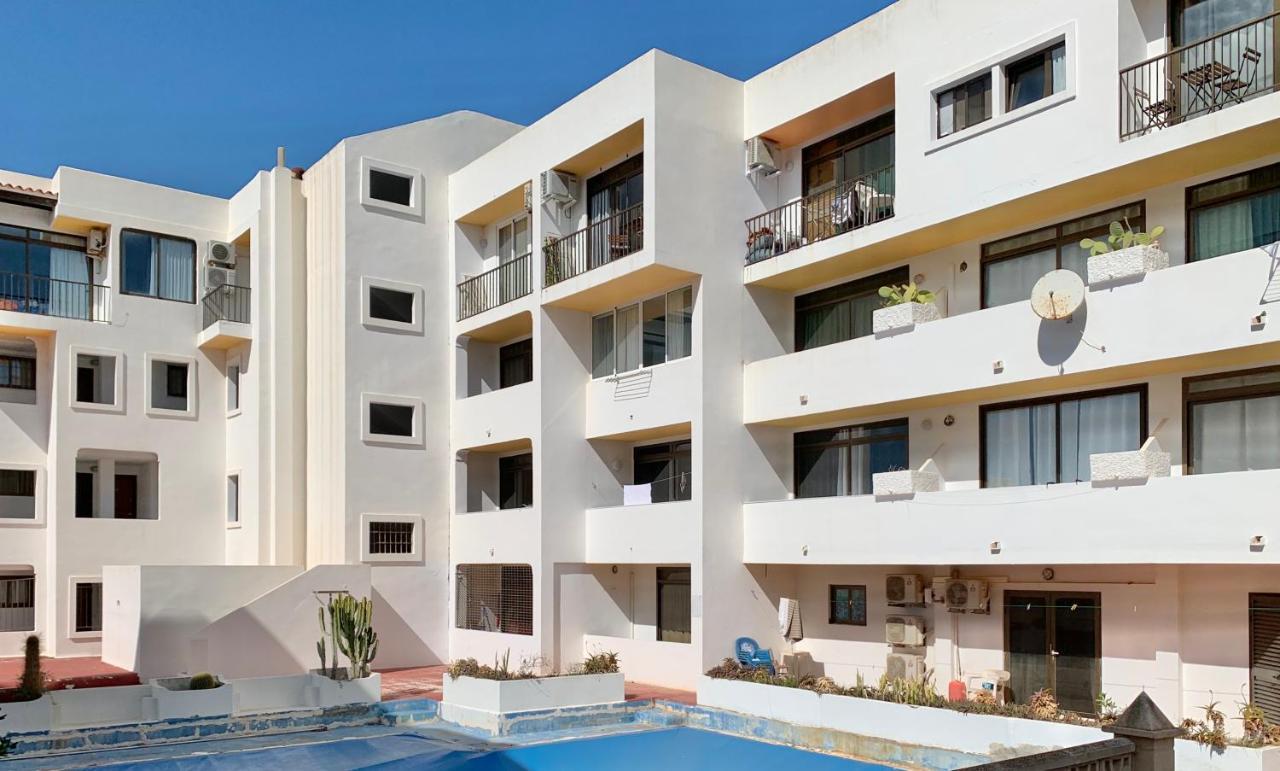 Apartamentos Miranda Es Pujols Phòng bức ảnh
