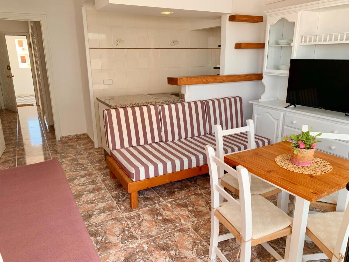 Apartamentos Miranda Es Pujols Ngoại thất bức ảnh