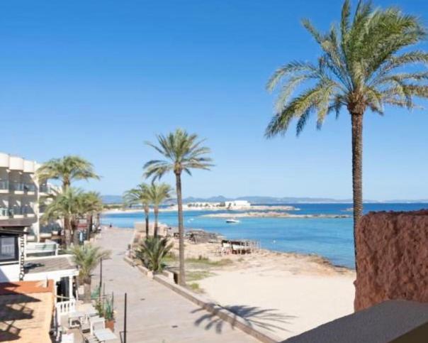 Apartamentos Miranda Es Pujols Ngoại thất bức ảnh